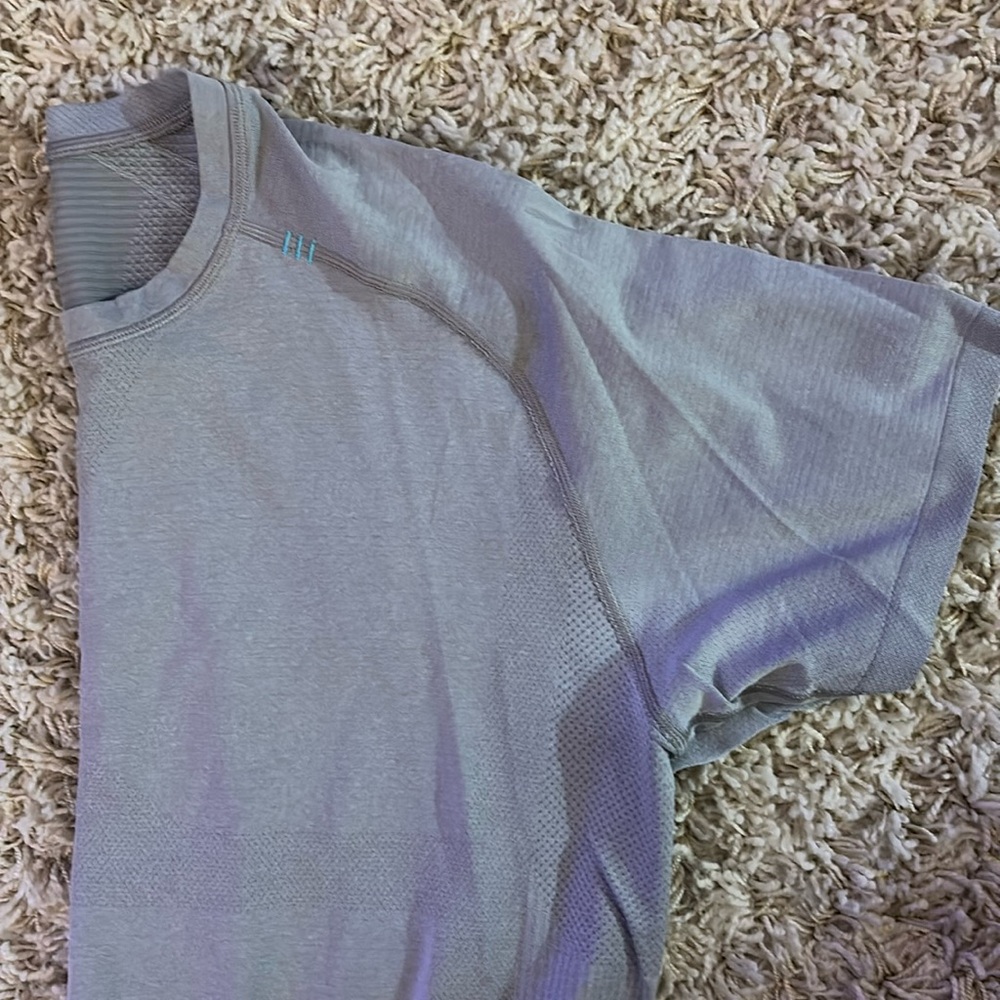 Lulu grey Dry fit shirt